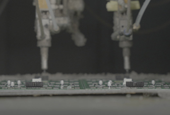 Montagem do lado dos componentes na placa de circuito impresso